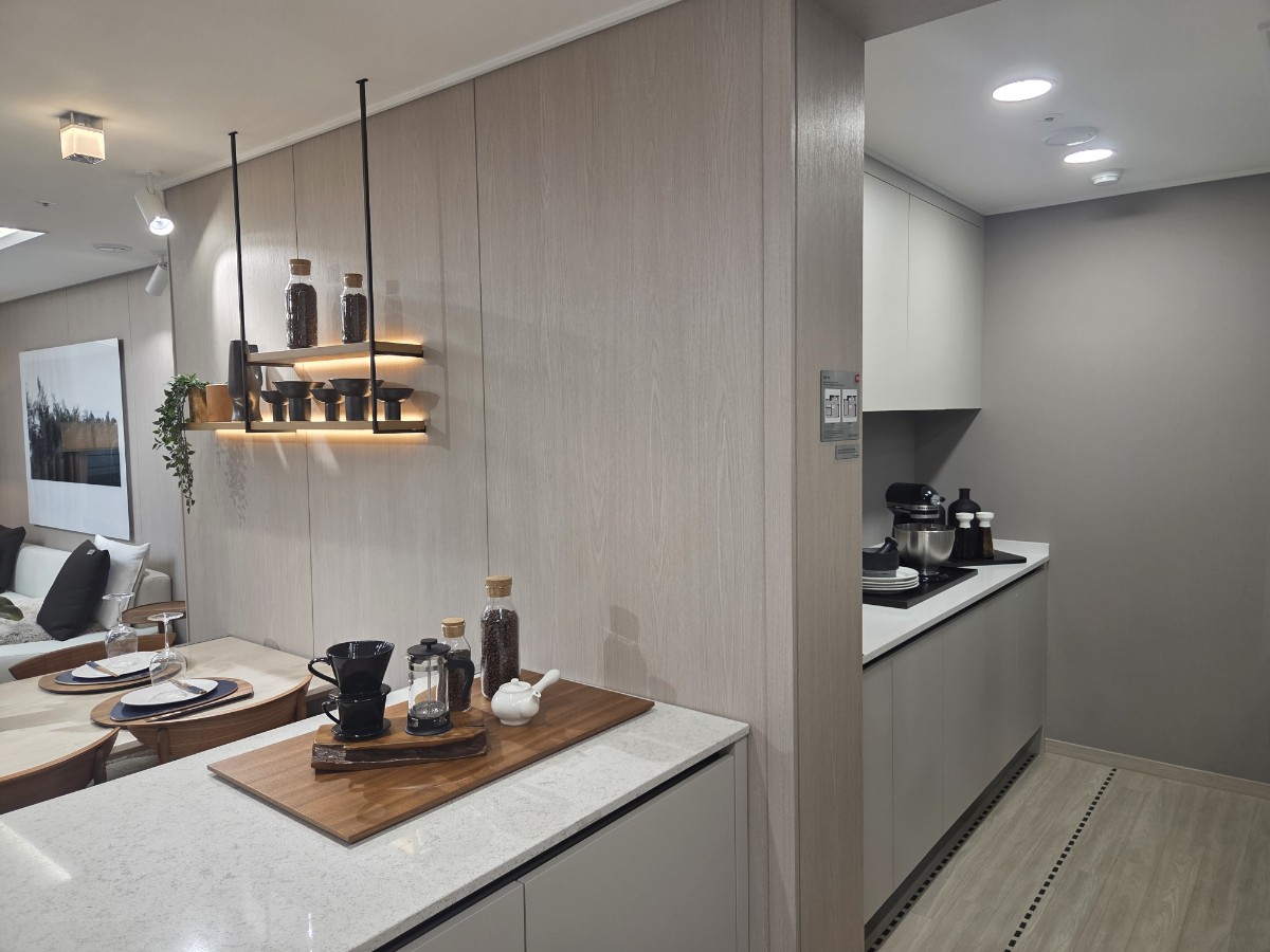 울산번영로롯데캐슬84E모델하우스실사진(보조주방)